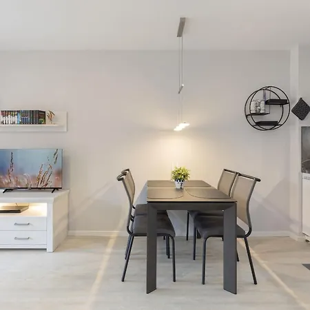 Kaiserhof 18-20 Wellenrauschen アパート